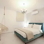 Rans Luxury & In Corfu With Swimming Pool Villa