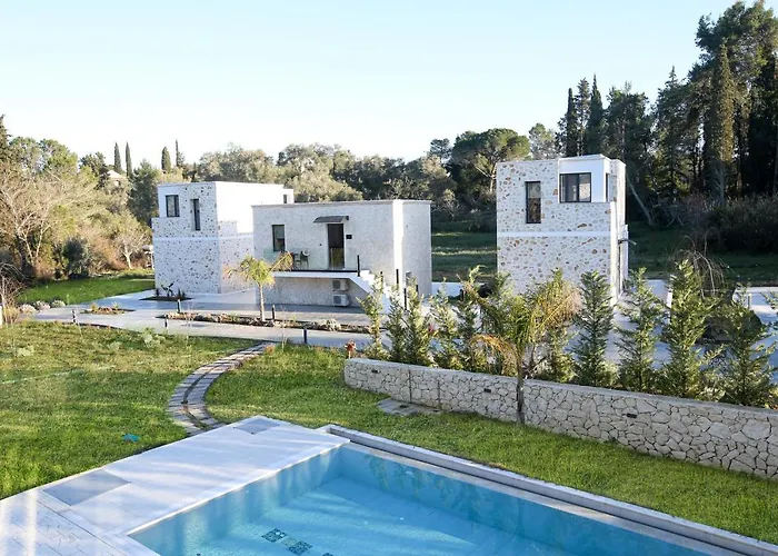 Rans Luxury & In Corfu With Swimming Pool *