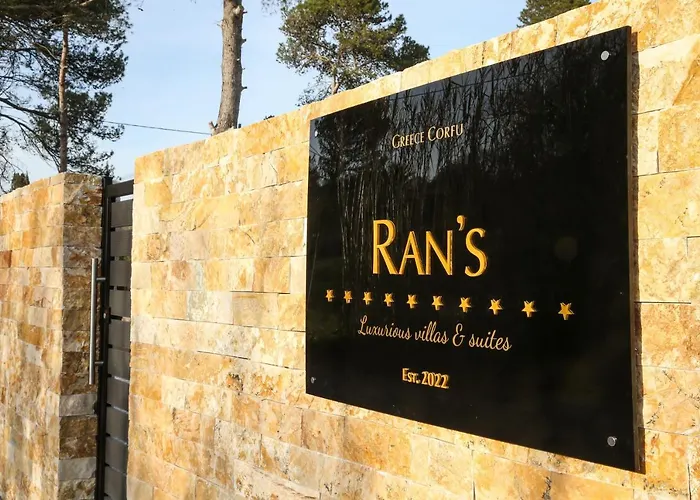 Vilă Rans Luxury & In Corfu With Swimming Pool *