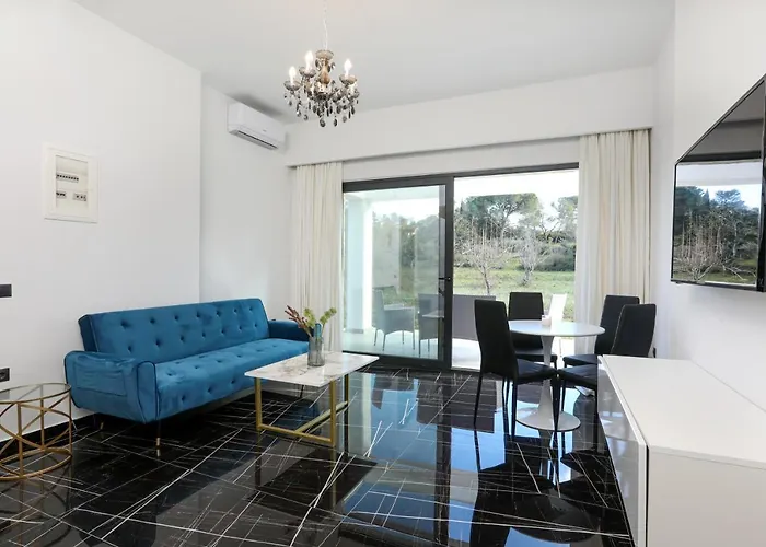 Vilă Rans Luxury & In Corfu With Swimming Pool *