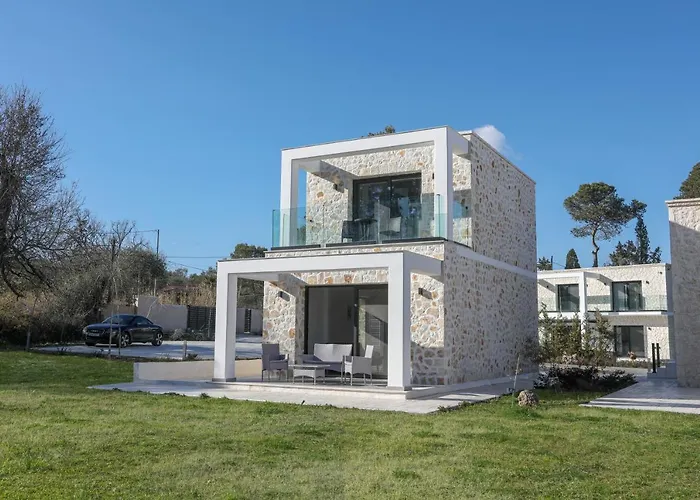 Rans Luxury & In Corfu With Swimming Pool Villa Gouvia