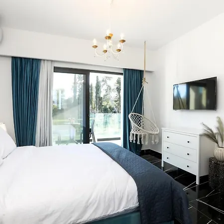Rans Luxury & In Corfu With Swimming Pool *