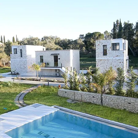 Rans Luxury & In Corfu With Swimming Pool *