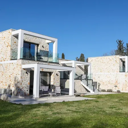 Villa Rans Luxury & In Corfu With Swimming Pool