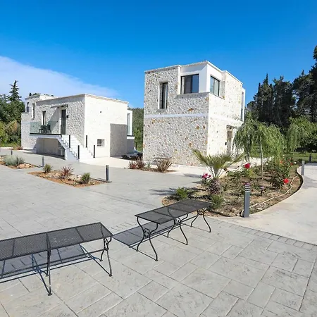 Villa Rans Luxury & In Corfu With Swimming Pool