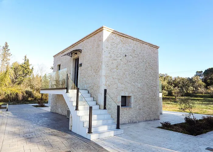 Rans Luxury & In Corfu With Swimming Pool