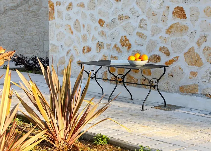 Rans Luxury & In Corfu With Swimming Pool