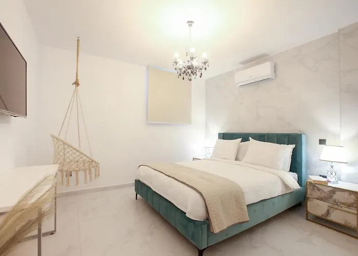 Rans Luxury & In Corfu With Swimming Pool Villa