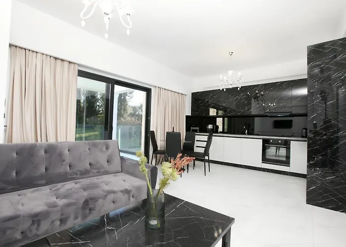 Rans Luxury & In Corfu With Swimming Pool *